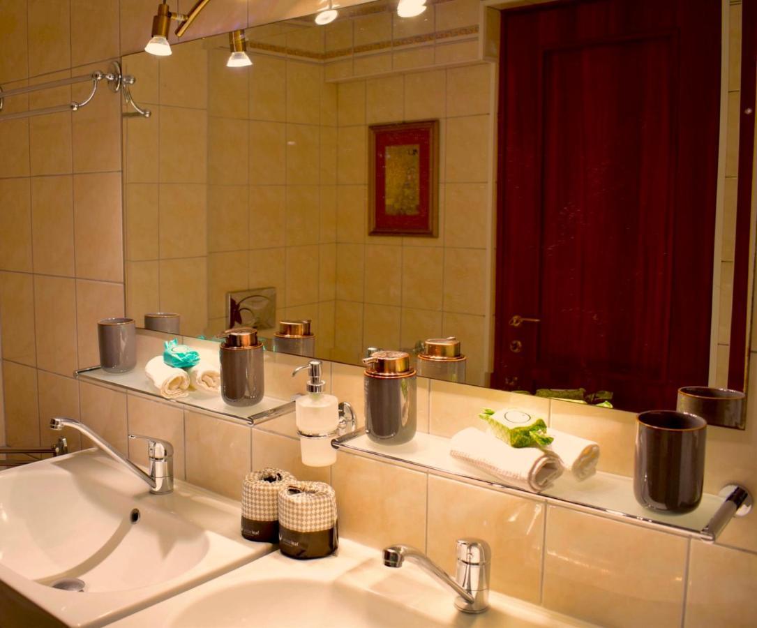 Carmen Art Hotel Rhodes City Esterno foto
